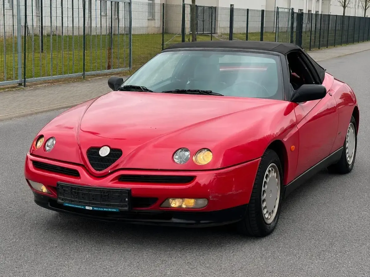 Gebraucht Alfa Romeo Spider 150 PS (110 kW) 1998 Rot Cabrio