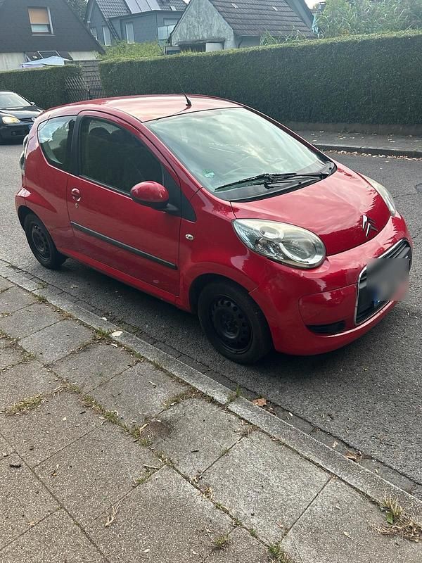 Rot Gebraucht 2009 Citroën C1 Kleinwagen | 699 € (Guter Preis) - Bild 1/4