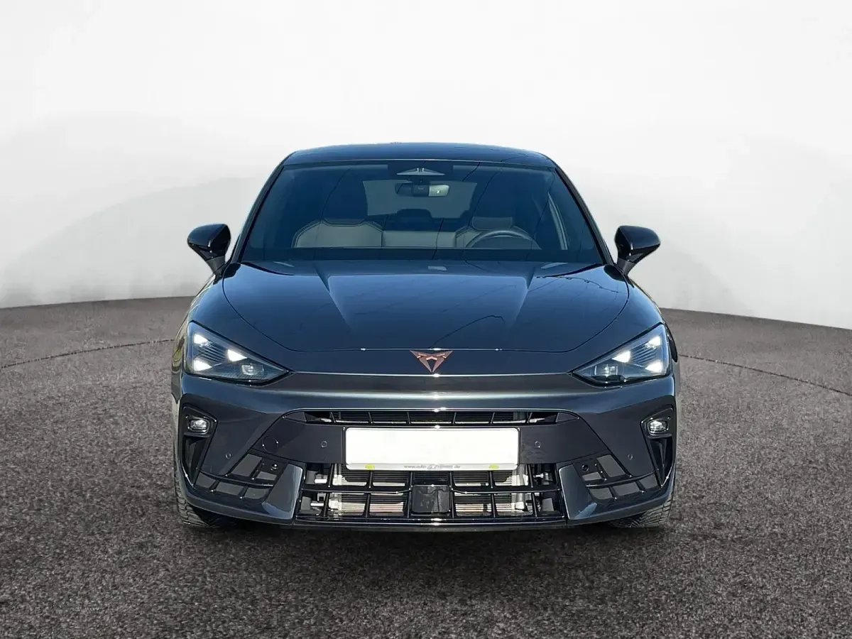 Usata Cupra Leon 150 CV (110 kW) 2025 Grigio Berlina