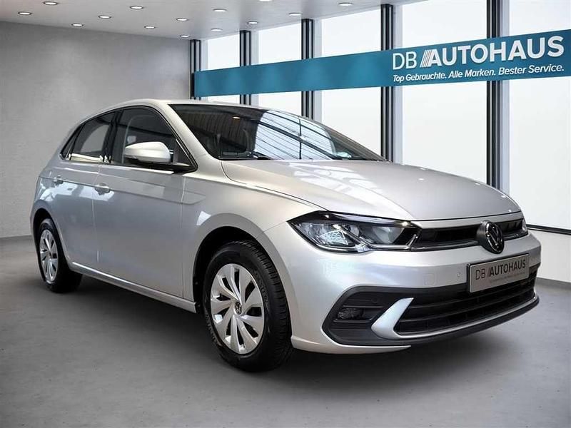 Gebraucht VW Polo Life 95 PS (69 kW) 2023 Silber Kleinwagen