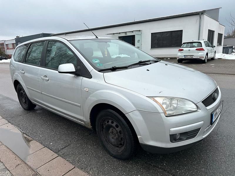 Second-hand Ford Focus 109 CP (80 kW) 2007 Gri Break