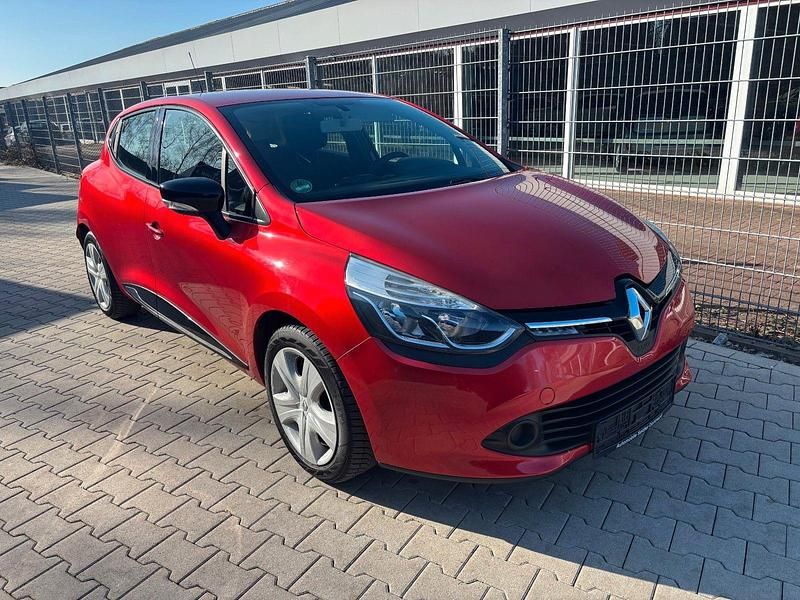 Gebraucht Renault Clio IV Dynamique 73 PS (53 kW) 2014 Rot Kleinwagen