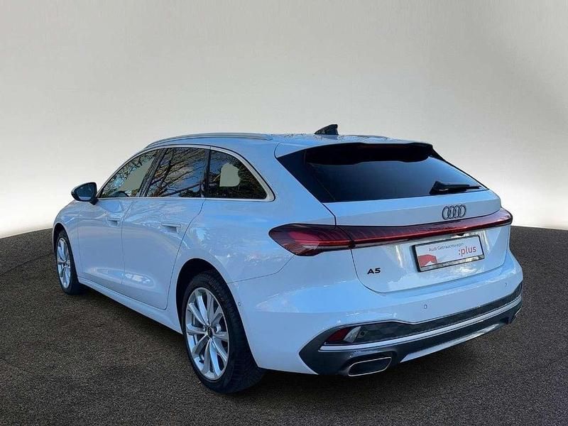 Gebraucht Audi A5 Sport 150 PS (110 kW) 2025 2y gletscherweiß metallic Coupé