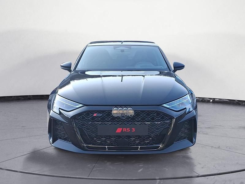 Neu Audi RS3 Advanced 400 PS (294 kW) 2026 Schwarz Limousine