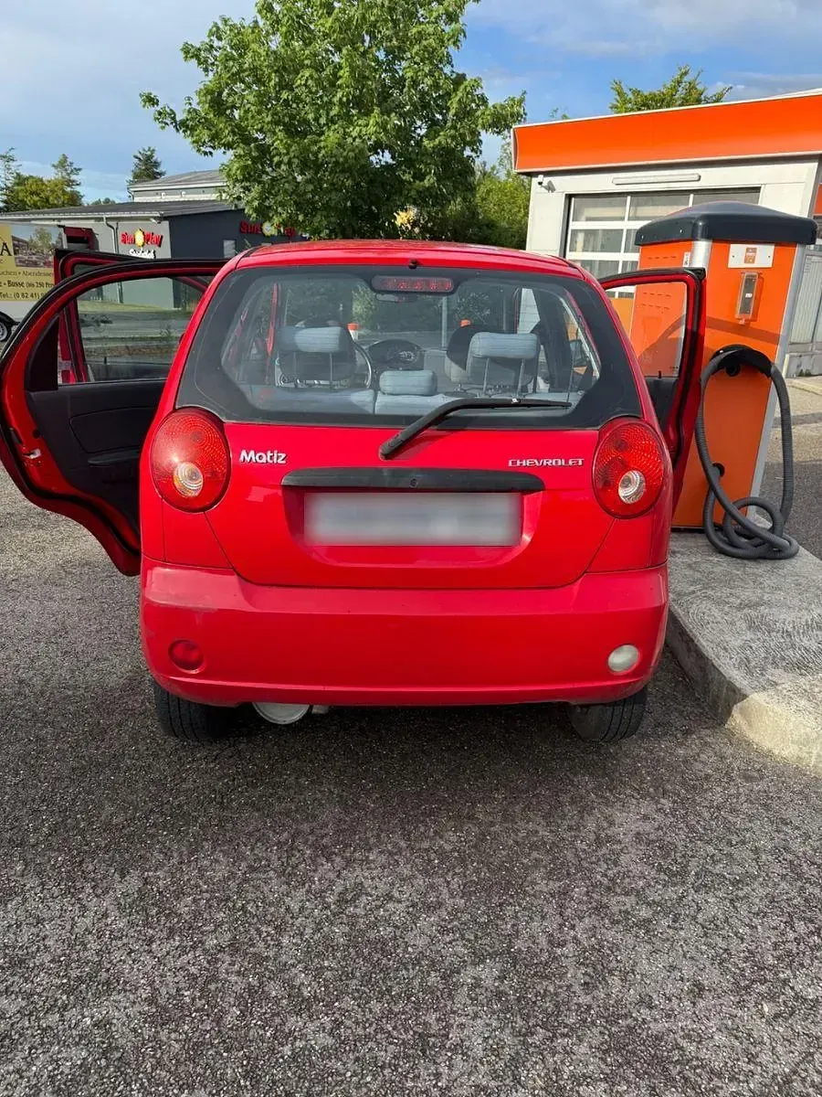Gebraucht Chevrolet Matiz 52 PS (38 kW) 2009 Rot Kleinwagen