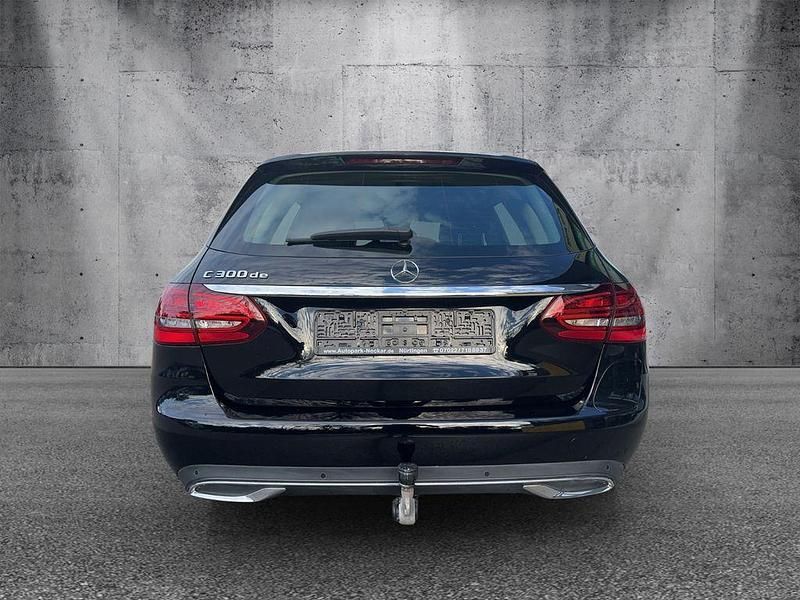 Gebraucht Mercedes C300e 306 PS (225 kW) 2019 Schwarz Limousine