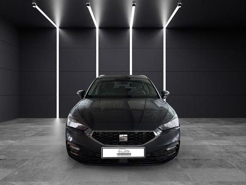 Gebraucht Seat Leon Style 147 PS (108 kW) 2025 "magnetic tech" Limousine