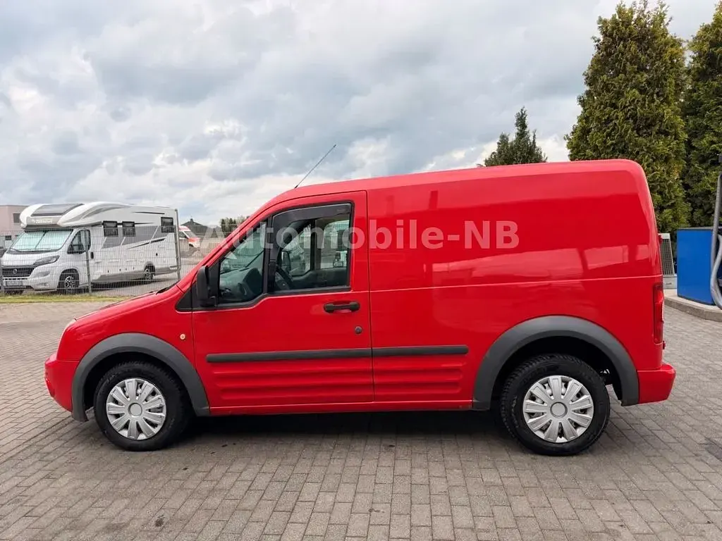 Używany Ford Transit Connect 75 KM (55 kW) 2011 Czerwony Minivan