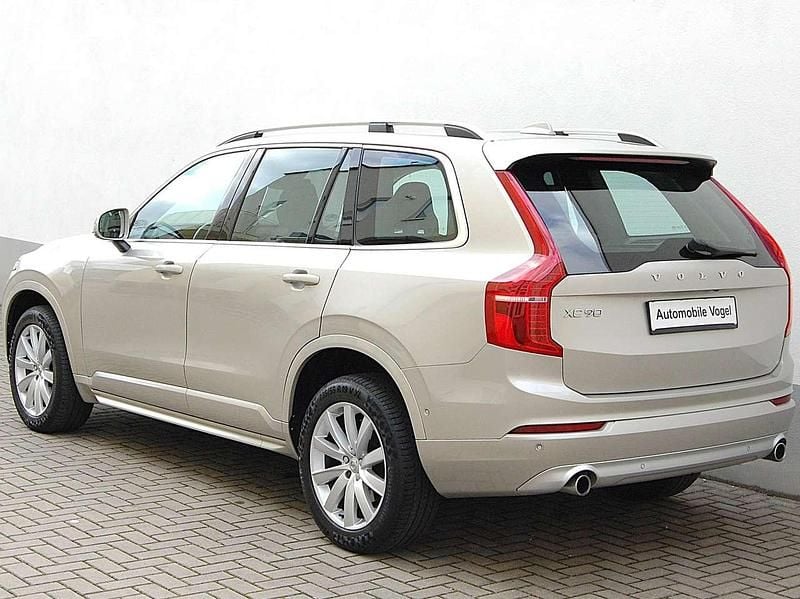 Gebraucht Volvo XC90 235 PS (172 kW) 2018 Luminous sand metallic SUV