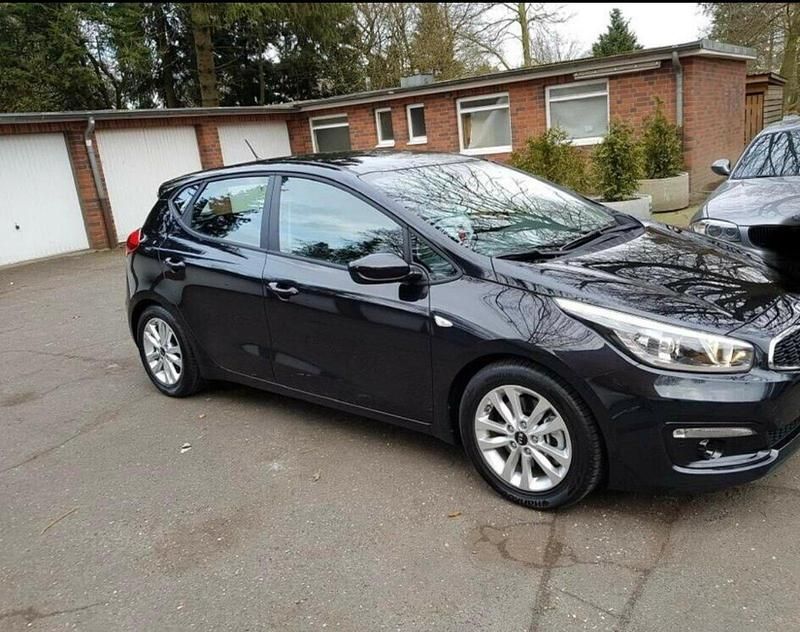 Gebraucht Kia Ceed GT 100 PS (73 kW) 2017 Limousine