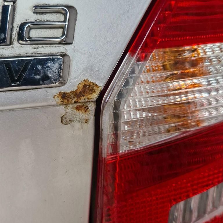 Gebraucht Skoda Fabia 86 PS (63 kW) 2010 Silber Limousine