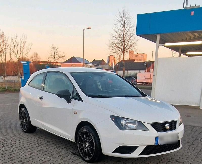 Weiß Gebraucht 2014 Seat Ibiza Kleinwagen | 1.900 € (Superpreis) - Bild 1/4