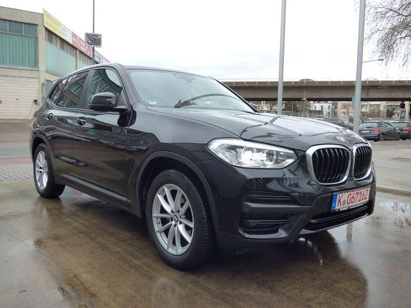 Schwarz Gebraucht 2021 BMW X3 Sport Line SUV | 21.000 € (Guter Preis) - Bild 1/4