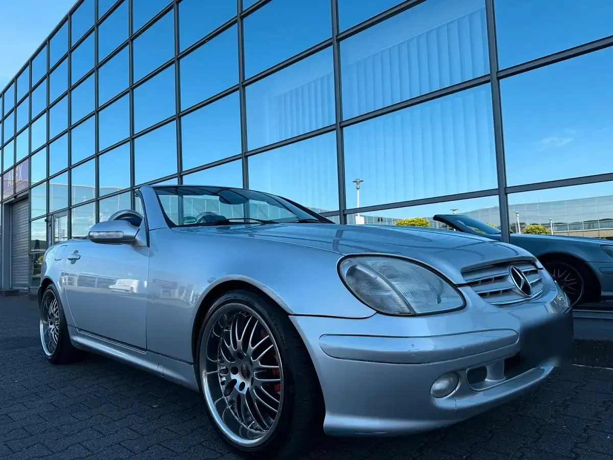 Gebraucht Mercedes SLK200 163 PS (119 kW) 2003 Silber Cabrio