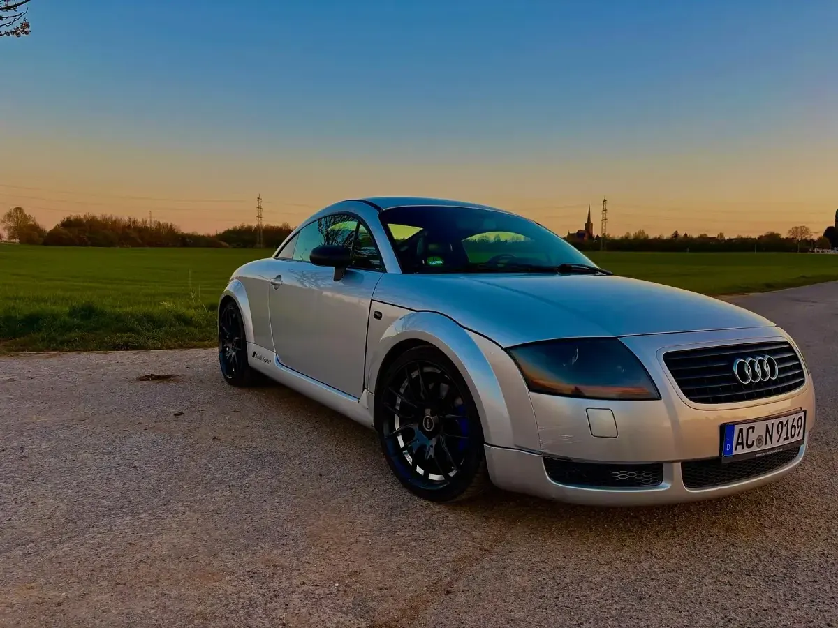 Gebraucht Audi TT Sport 180 PS (132 kW) 1999 Silber Coupé