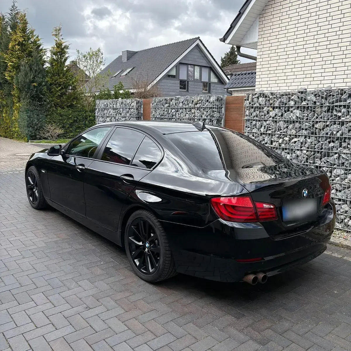 Gebraucht BMW 520 184 PS (135 kW) 2013 Schwarz Limousine