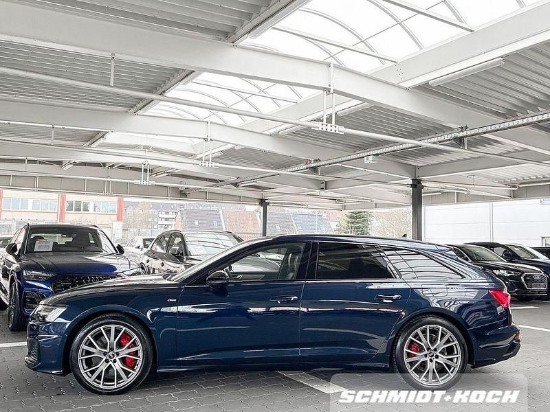 Gebraucht Audi A6 S-Line 367 PS (269 kW) 2023 Blau Kombi