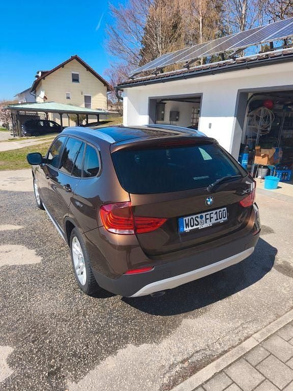 Gebraucht BMW X1 177 PS (130 kW) 2011 Braun SUV