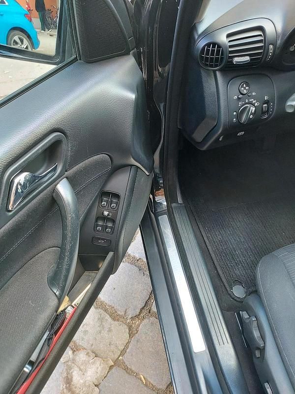 Gebraucht Mercedes C180 140 PS (102 kW) 2005 Schwarz Limousine