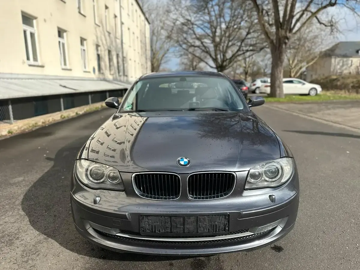 Gebraucht BMW 118 143 PS (105 kW) 2008 Grau Kleinwagen