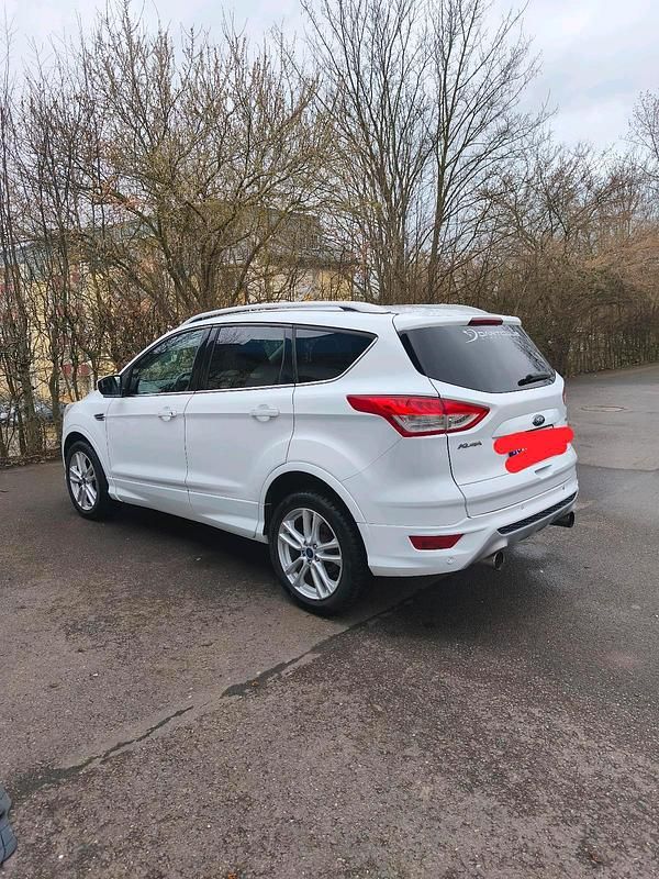 Gebraucht Ford Kuga 182 PS (133 kW) 2014 Weiß SUV