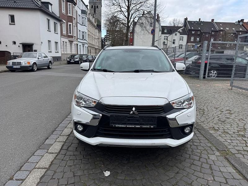 Weiß Gebraucht 2017 Mitsubishi ASX SUV | 11.999 € (Fairer Preis) - Bild 1/4