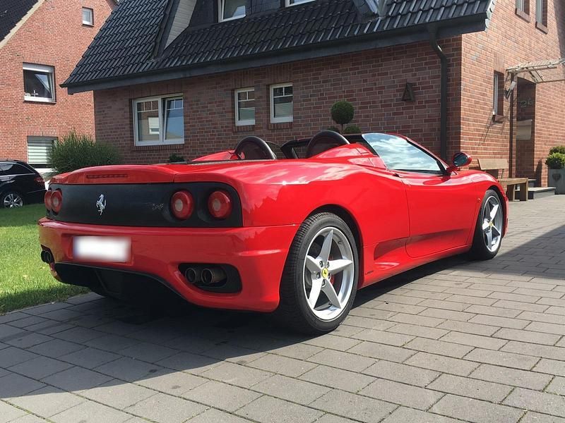 Gebraucht Ferrari 360 400 PS (294 kW) 2004 Rot Cabrio