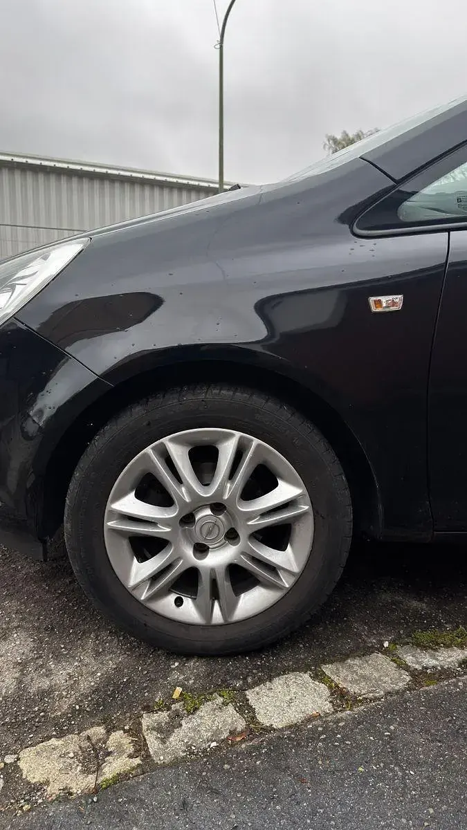 Gebraucht Opel Corsa 80 PS (58 kW) 2008 Schwarz Kleinwagen