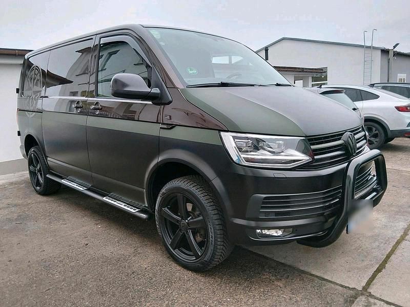 Usata VW Transporter 150 CV (110 kW) 2018 Andere farben Furgone