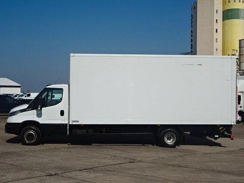Gebraucht Iveco Daily 179 PS (131 kW) 2021 Andere
