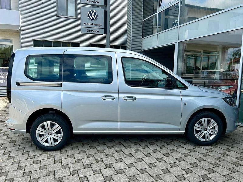 Gebraucht VW Caddy 114 PS (83 kW) 2024 Reflexsilber metallic Van / Kleinbus