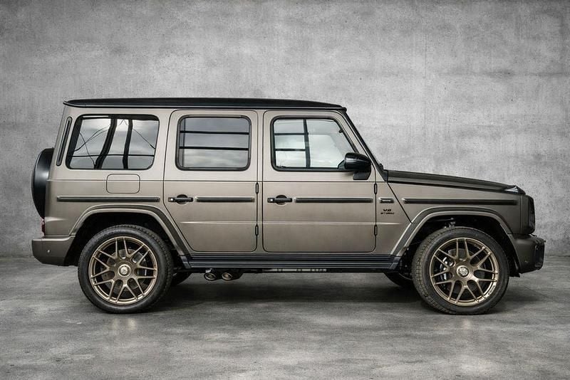 Neu Mercedes G63 AMG AMG 585 PS (430 kW) 2026 Amg monza grau magno SUV