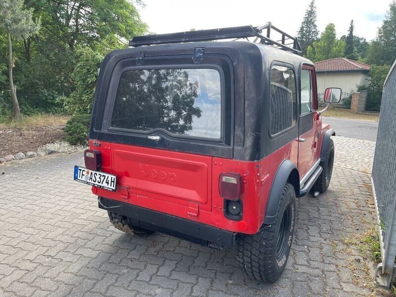 Gebraucht Jeep CJ 150 PS (110 kW) 1980 Rot SUV