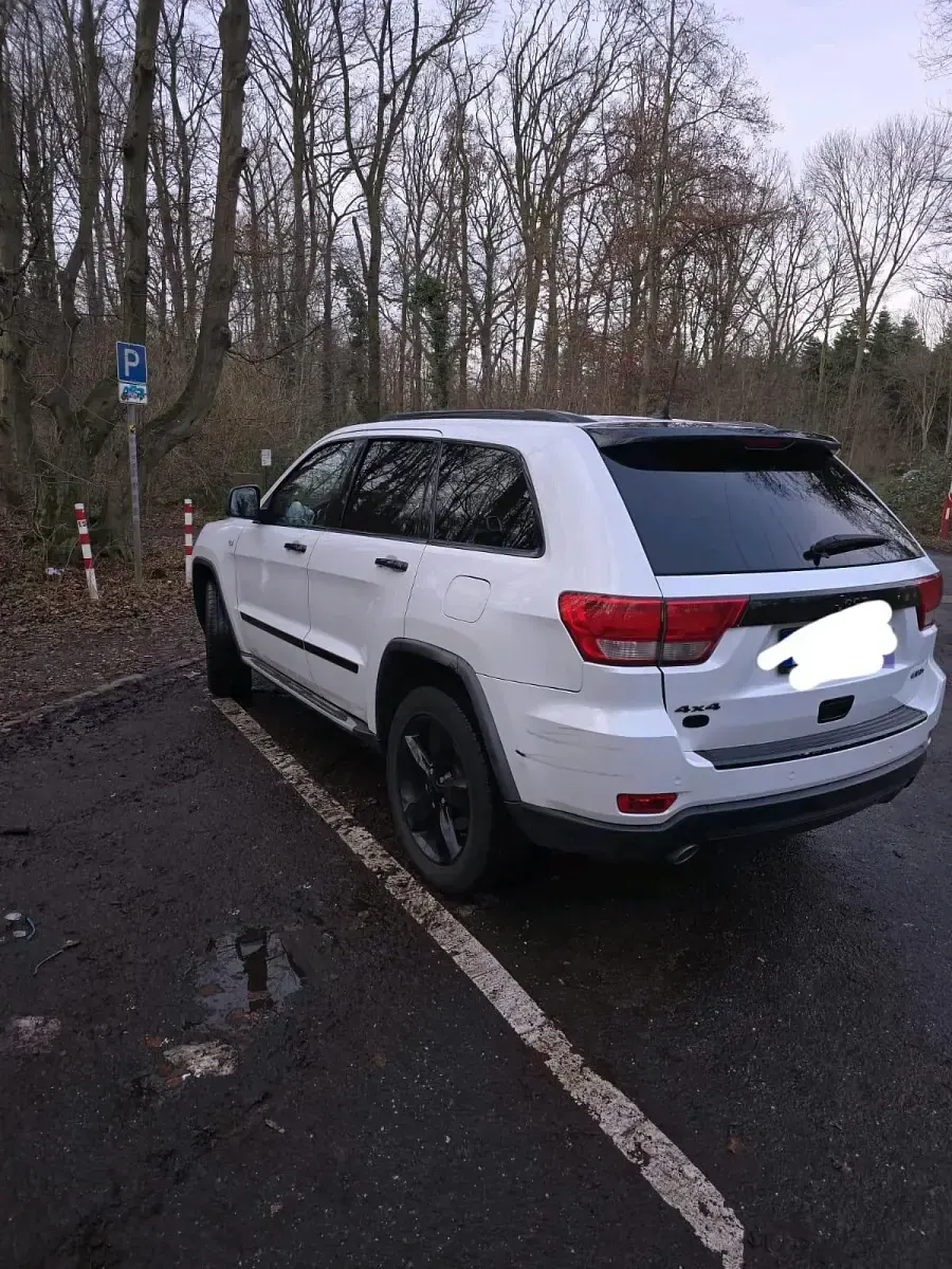Gebraucht Jeep Grand Cherokee 241 PS (177 kW) 2011 Weiß SUV
