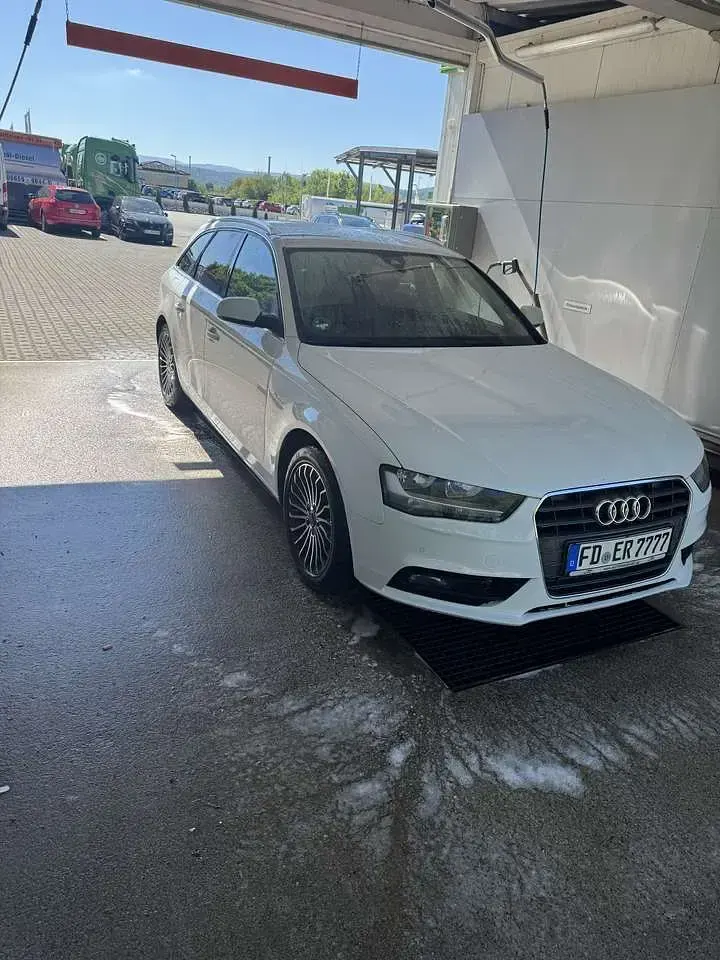 Używany Audi A4 Attraction 150 KM (110 kW) 2015 Kombi