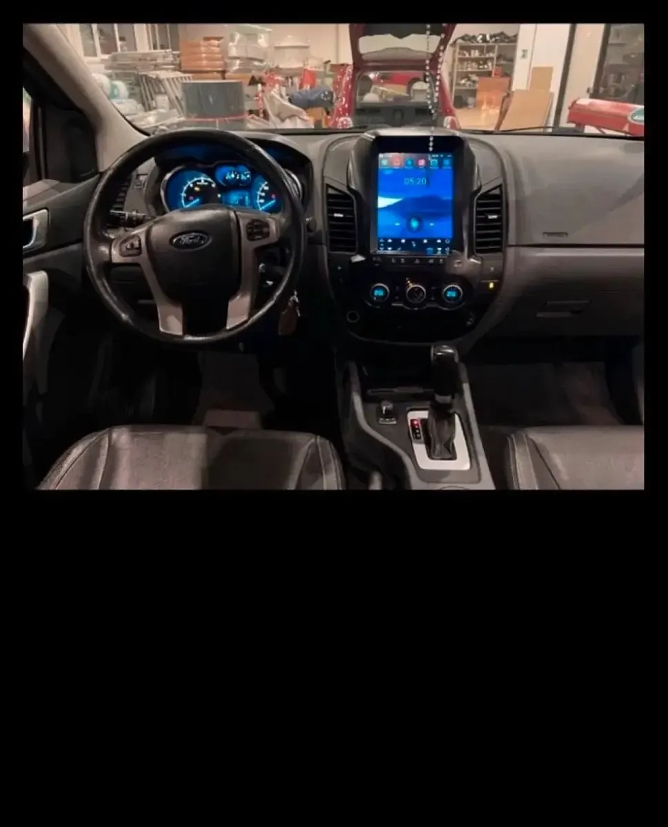 Używany Ford Ranger 200 KM (147 kW) 2013 Czarny Pickup