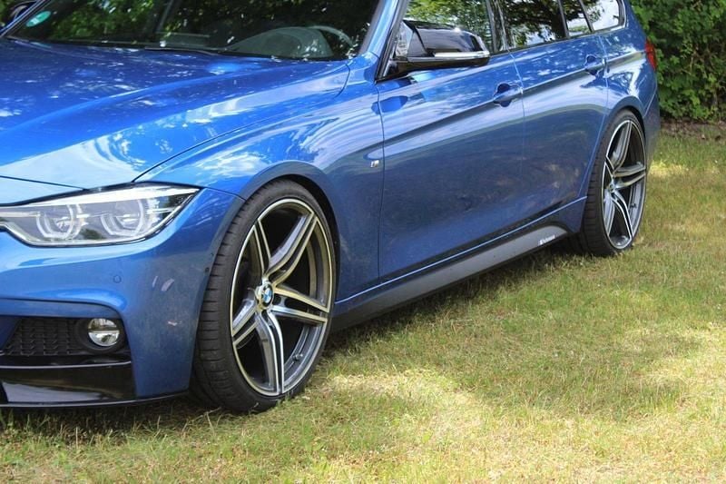 Gebraucht BMW 330 M Sport 252 PS (185 kW) 2017 Blau Kombi