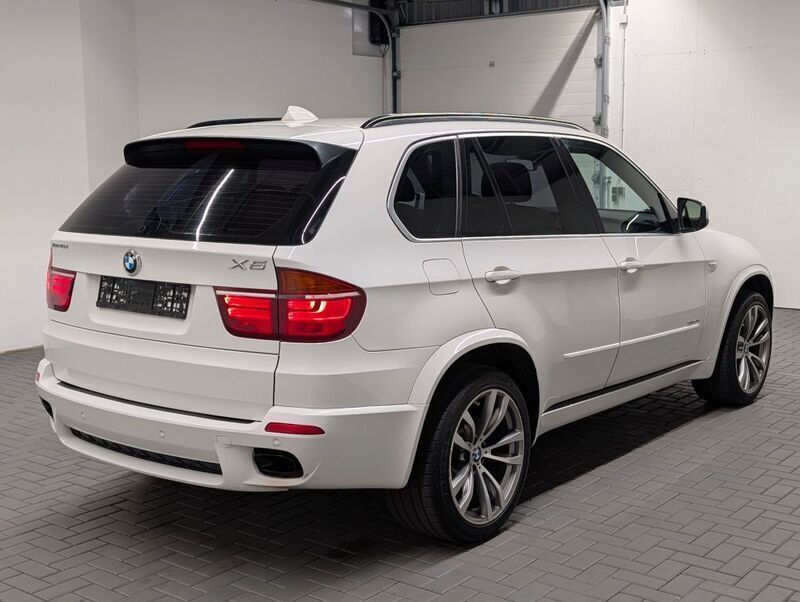Second-hand BMW X5 Performance 306 CP (225 kW) 2011 Alb SUV
