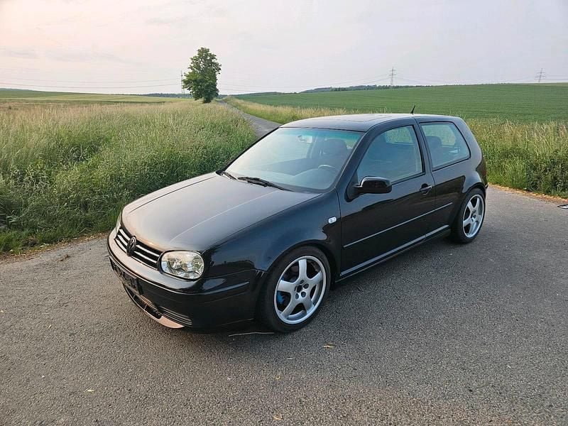 Gebraucht VW Golf IV 150 PS (110 kW) 2001 Schwarz Kleinwagen