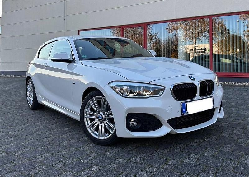 Gebraucht BMW 116 M Sport 109 PS (80 kW) 2016 Weiß Kleinwagen
