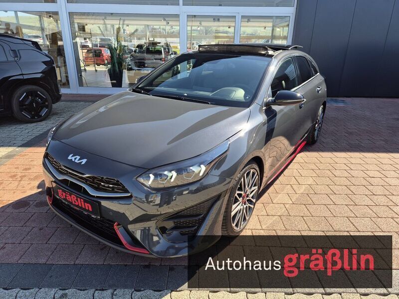 Grau Gebraucht 2023 Kia ProCeed GT Kleinwagen | 32.900 € (Etwas zu teuer) - Bild 1/3