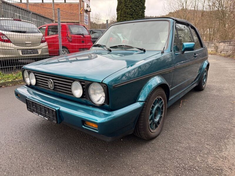 Grün Gebraucht 1990 VW Golf Cabriolet Coast Cabrio | 6.490 € - Bild 1/4