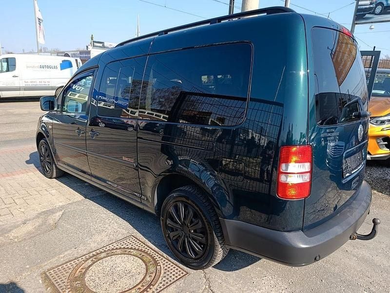 Gebraucht VW Caddy Maxi S 102 PS (75 kW) 2012 Grün Van / Kleinbus