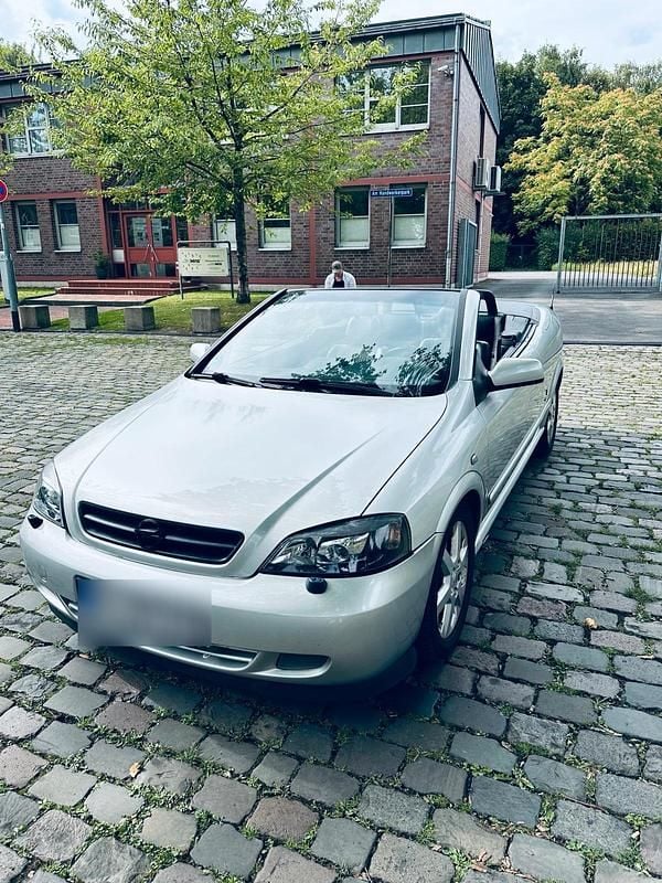 Silber Gebraucht 2002 Opel Astra Cabriolet Cabrio | 1.499 € (Guter Preis) - Bild 1/4