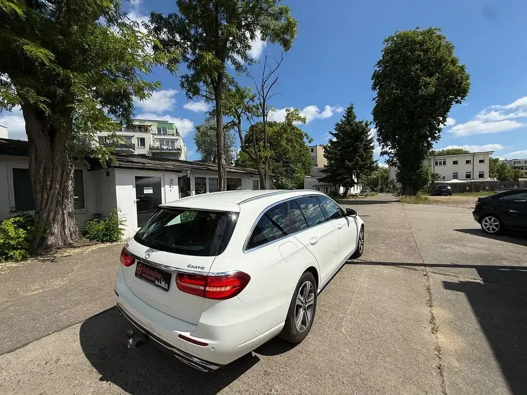 Brugt Mercedes E200 Avantgarde 184 HK (135 kW) 2018 Hvid Stationcar