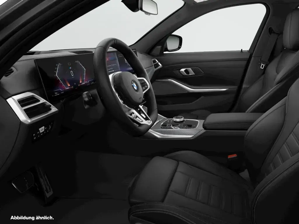 Gebraucht BMW 330 286 PS (210 kW) 2025 Black sapphire metallic Kombi