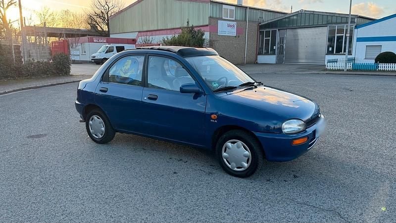 Gebraucht Mazda 121 72 PS (52 kW) 1991 Blau Kleinwagen