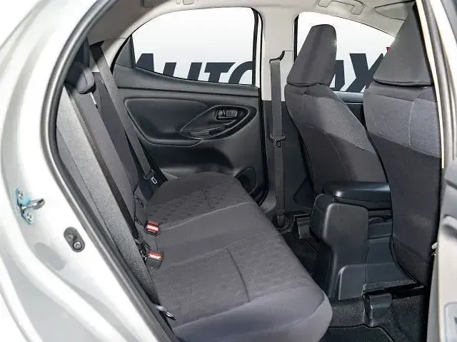 Neu Toyota Yaris 116 PS (85 kW) 2026 Weiß Kleinwagen