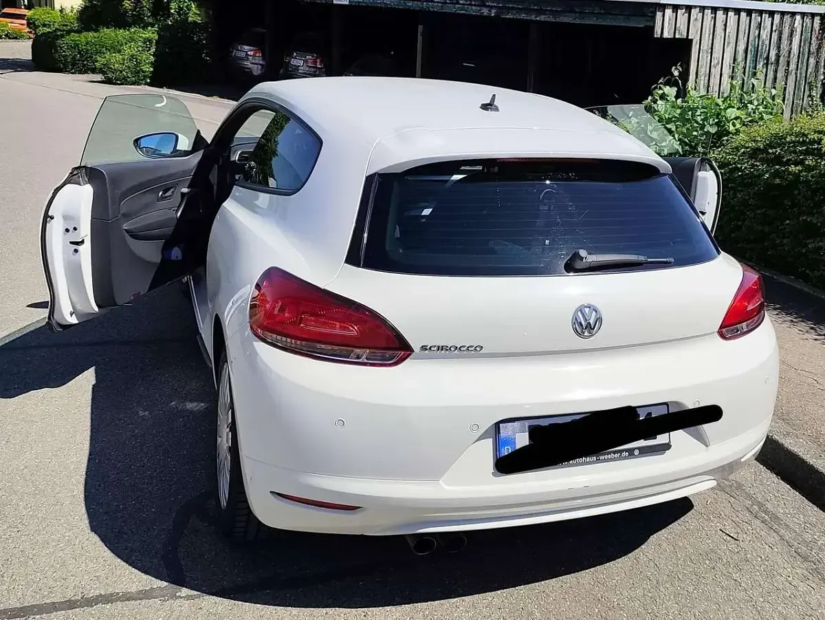 Gebraucht VW Scirocco 122 PS (89 kW) 2010 Weiß Coupé