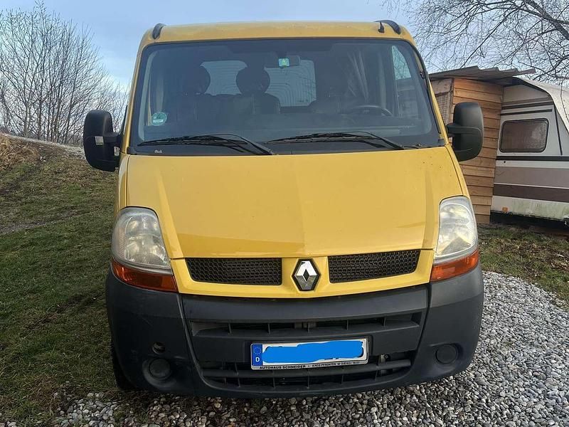 Second-hand Renault Master Basis 114 CP (83 kW) 2006 Galben Break